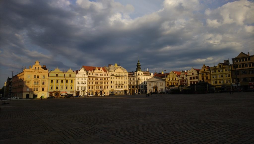 Marktplatz in Pilsen in der Abendsonne