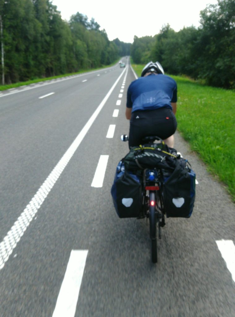 Radspur auf der Nationalstraße nach St. Vith