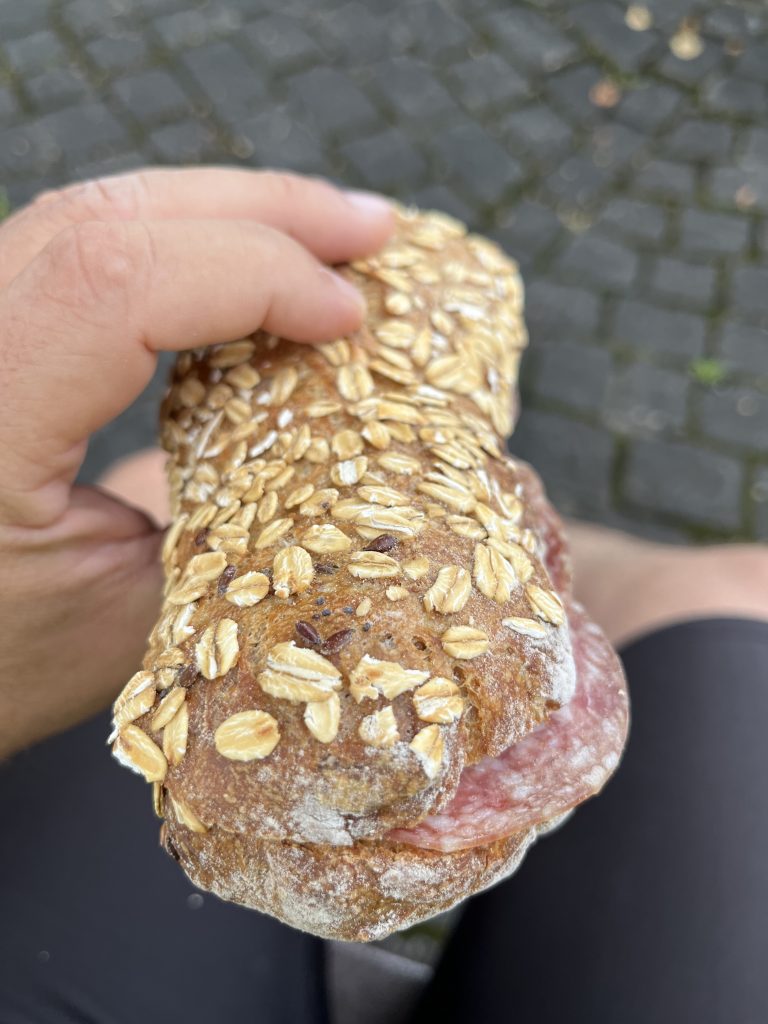 Salami-Brötchen